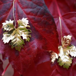 boucles d'oreilles sciées en feuilles de Vigne, Boucles Feuilles de vigne