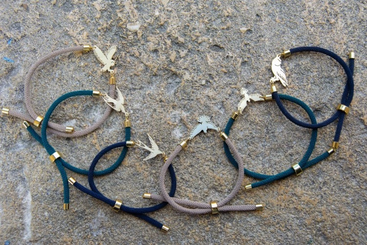 bracelet oiseau et cordon