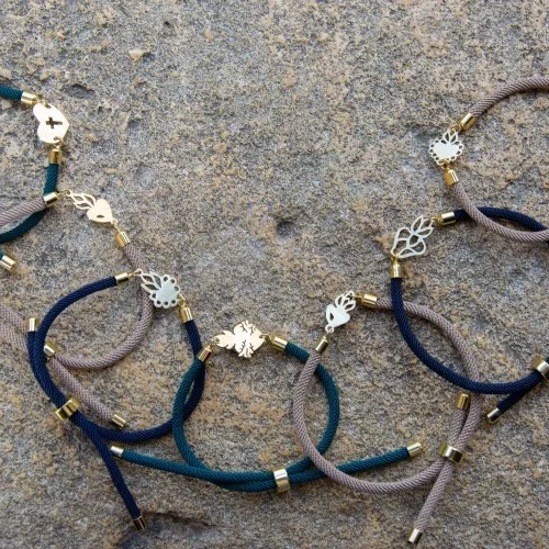 bracelet sacré coeur et cordon