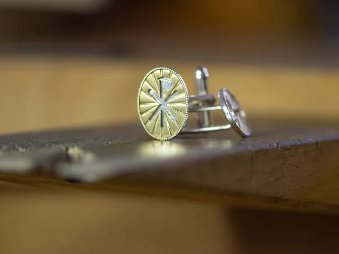 boutons de manchette chrisme